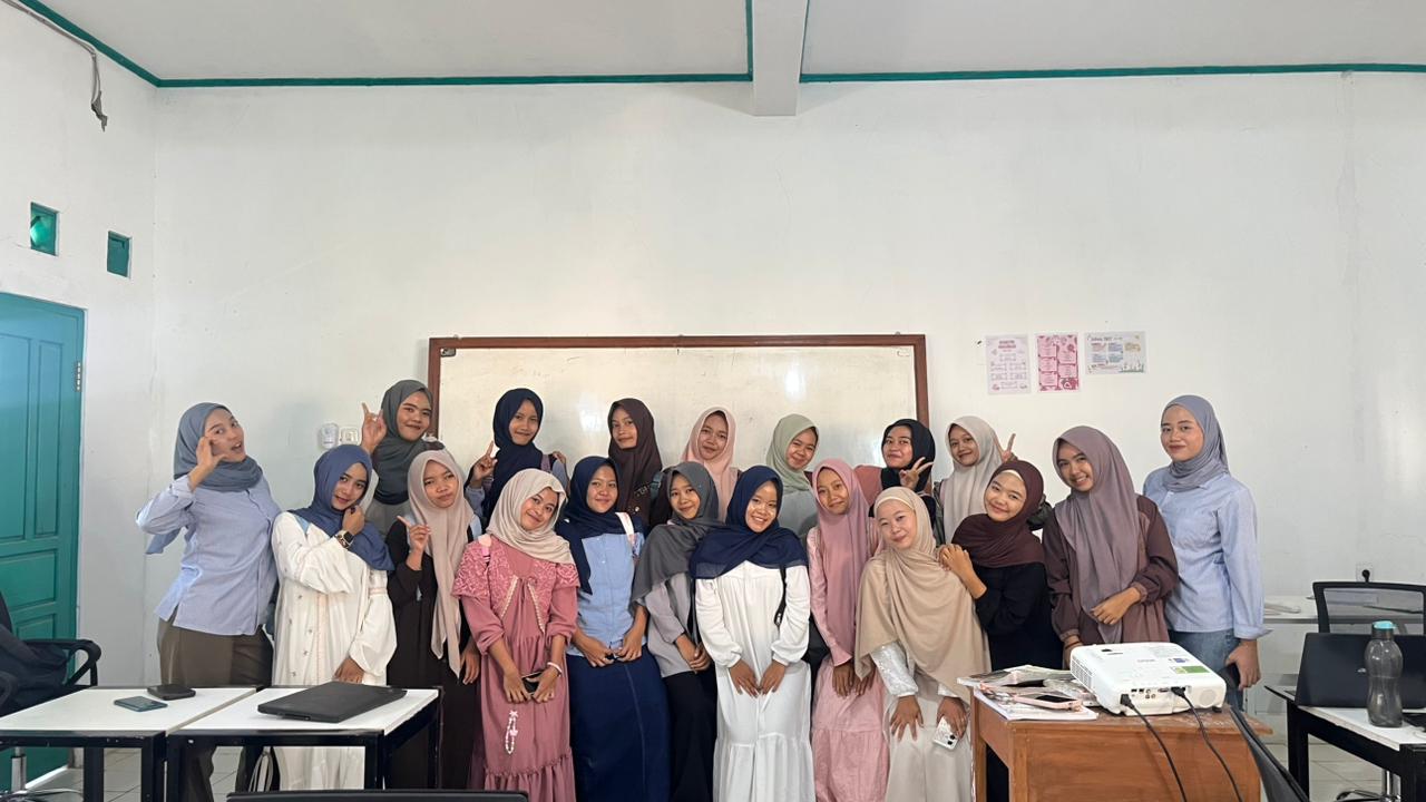 Kelas Industri SMK Darussalam Karangpucung